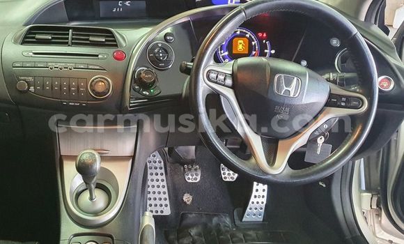 Tenga Tsaru Honda Civic Sirivha Mota in Gweru in Midlands Tenga Tsaru Honda Civic Sirivha Mota in Gweru in Midlands