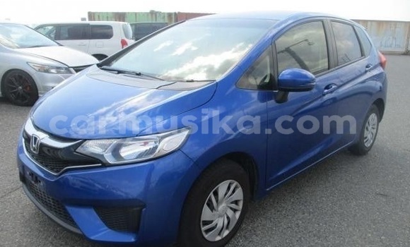 Buy Used Honda Fit Shuttle Blue Car in Beitbridge in Matabeleland South