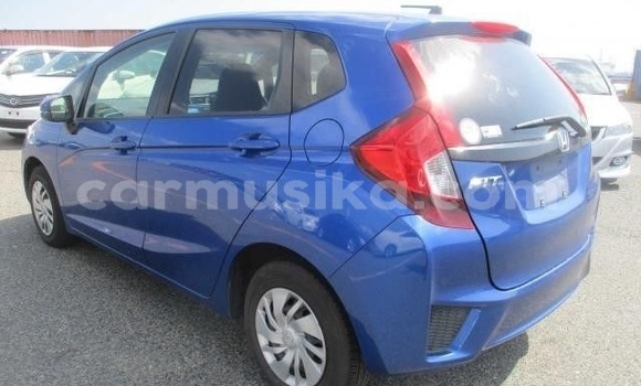 Tenga Tsaru Honda Fit Shuttle Bhuruu Mota in Beitbridge in Matabeleland South Tenga Tsaru Honda Fit Shuttle Bhuruu Mota in Beitbridge in Matabeleland South