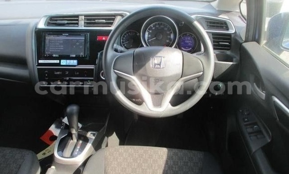 Tenga Tsaru Honda Fit Shuttle Bhuruu Mota in Beitbridge in Matabeleland South Tenga Tsaru Honda Fit Shuttle Bhuruu Mota in Beitbridge in Matabeleland South