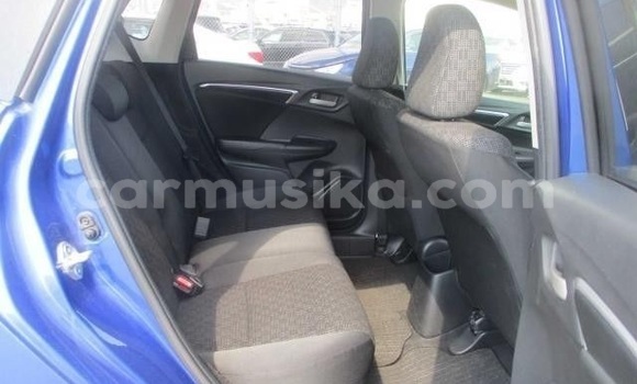 Tenga Tsaru Honda Fit Shuttle Bhuruu Mota in Beitbridge in Matabeleland South Tenga Tsaru Honda Fit Shuttle Bhuruu Mota in Beitbridge in Matabeleland South