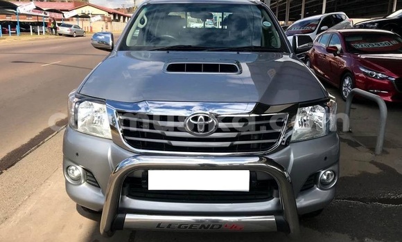 Tenga Tsaru Toyota Hilux Sirivha Mota in Beitbridge in Matabeleland South Tenga Tsaru Toyota Hilux Sirivha Mota in Beitbridge in Matabeleland South