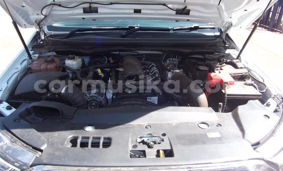 Nunua Ilio tumika Ford Everest Nyeupe Gari ndani ya Beitbridge nchini Matabeleland Kusini