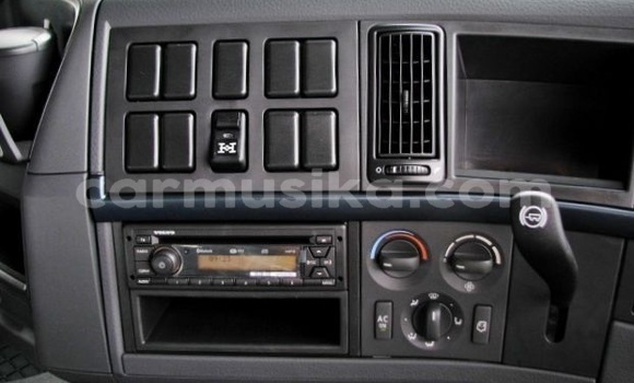 Tenga Tsaru Volvo F4 Chena Rori in Beitbridge in Matabeleland South Tenga Tsaru Volvo F4 Chena Rori in Beitbridge in Matabeleland South