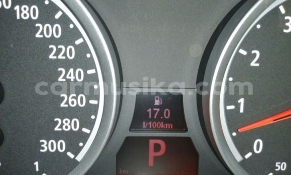 Nunua Ilio tumika BMW X6 M Nyeusi Gari ndani ya Beitbridge nchini Matabeleland Kusini Nunua Ilio tumika BMW X6 M Nyeusi Gari ndani ya Beitbridge nchini Matabeleland Kusini