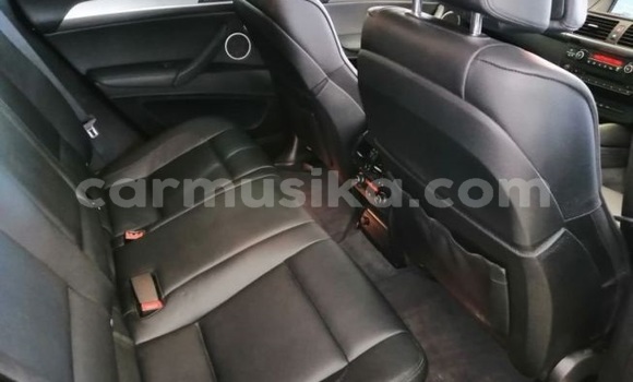 Nunua Ilio tumika BMW X6 M Nyeusi Gari ndani ya Beitbridge nchini Matabeleland Kusini Nunua Ilio tumika BMW X6 M Nyeusi Gari ndani ya Beitbridge nchini Matabeleland Kusini