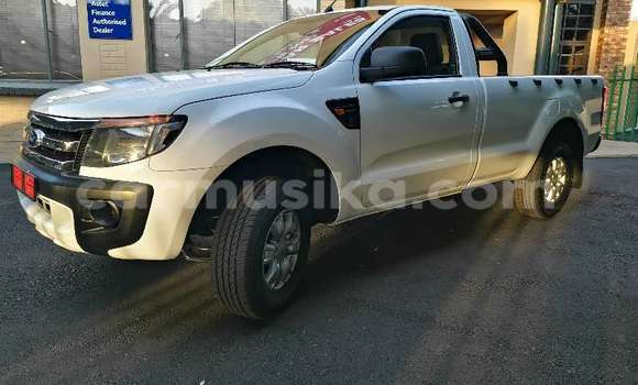 Acheter Occasion Voiture Ford Ranger Blanc à Beitbridge, Matabeleland South Acheter Occasion Voiture Ford Ranger Blanc à Beitbridge, Matabeleland South