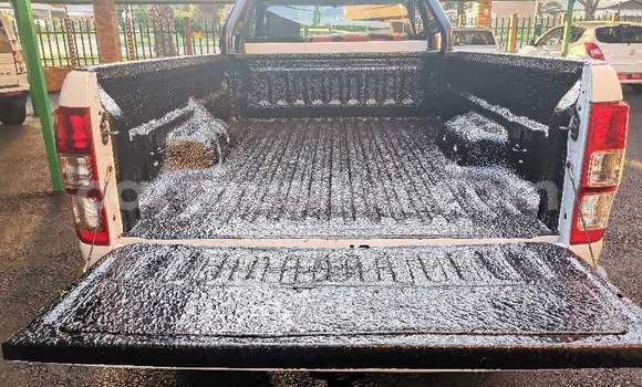 Acheter Occasion Voiture Ford Ranger Blanc à Beitbridge, Matabeleland South Acheter Occasion Voiture Ford Ranger Blanc à Beitbridge, Matabeleland South