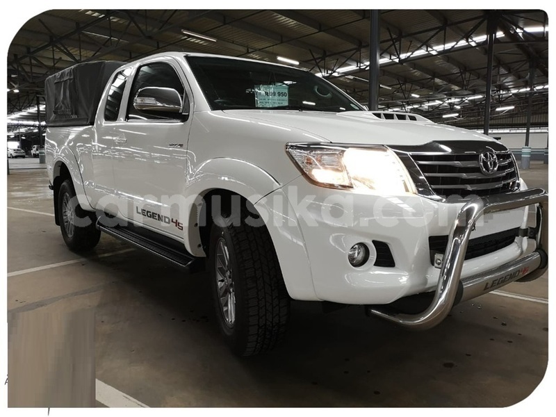 Big with watermark toyota hilux matabeleland south beitbridge 14877