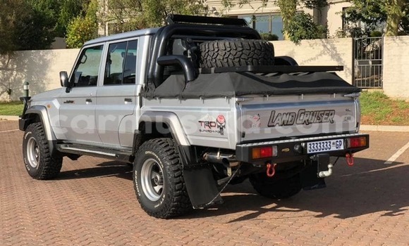 Buy Used Toyota Land Cruiser Silver Car in Harare in Harare Buy Used Toyota Land Cruiser Silver Car in Harare in Harare