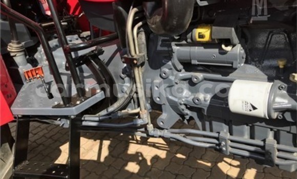 Tenga Tsaru Caterpillar 120 Tsvuku Rori in Harare in Harare Tenga Tsaru Caterpillar 120 Tsvuku Rori in Harare in Harare