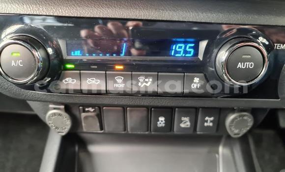 Tenga Tsaru Toyota Hilux Zvimwe Mota in Beitbridge in Matabeleland South Tenga Tsaru Toyota Hilux Zvimwe Mota in Beitbridge in Matabeleland South