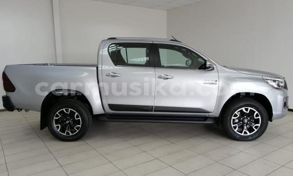 Buy Used Toyota Hilux Silver Car in Beitbridge in Matabeleland South Buy Used Toyota Hilux Silver Car in Beitbridge in Matabeleland South