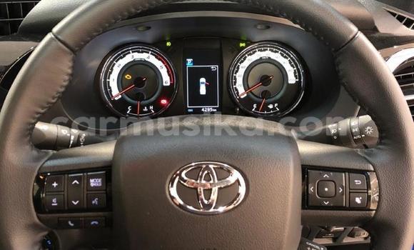 Buy Used Toyota Hilux Blue Car in Harare in Harare Buy Used Toyota Hilux Blue Car in Harare in Harare
