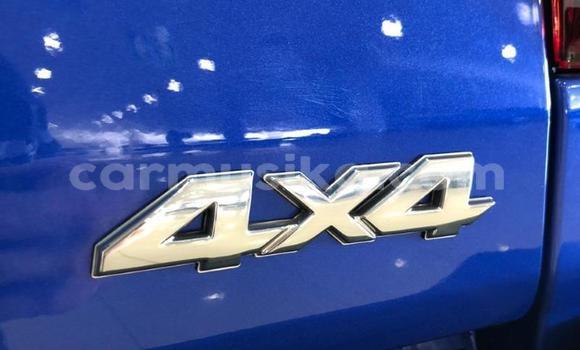 Buy Used Toyota Hilux Blue Car in Harare in Harare Buy Used Toyota Hilux Blue Car in Harare in Harare