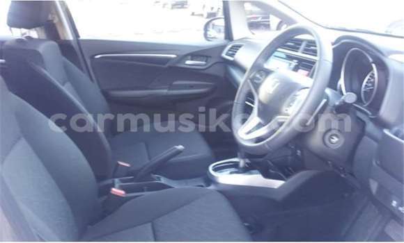 Acheter Occasion Voiture Honda Mobilio Gris à Harare, Harare Acheter Occasion Voiture Honda Mobilio Gris à Harare, Harare