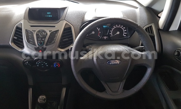 Acheter Occasion Voiture Ford EcoSport Blanc à Beitbridge, Matabeleland South Acheter Occasion Voiture Ford EcoSport Blanc à Beitbridge, Matabeleland South