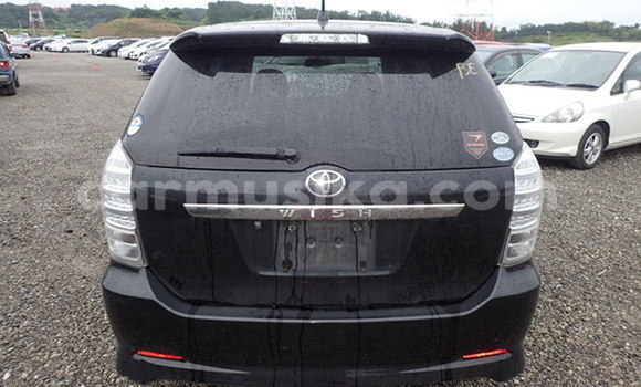 Tenga Imported Toyota Wish Nhema Mota in Beitbridge in Matabeleland South Tenga Imported Toyota Wish Nhema Mota in Beitbridge in Matabeleland South