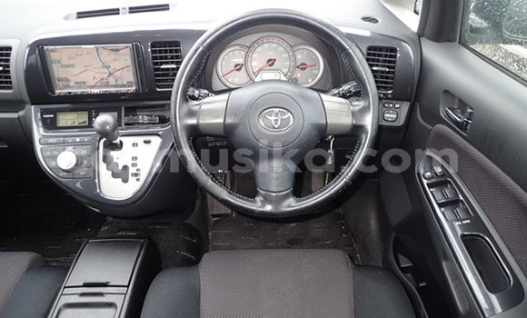 Tenga Imported Toyota Wish Nhema Mota in Beitbridge in Matabeleland South Tenga Imported Toyota Wish Nhema Mota in Beitbridge in Matabeleland South