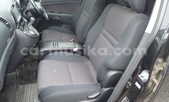 Tenga Imported Toyota Wish Nhema Mota in Beitbridge in Matabeleland South Tenga Imported Toyota Wish Nhema Mota in Beitbridge in Matabeleland South