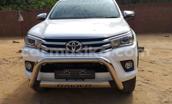 Acheter Occasion Voiture Toyota Hilux Blanc à Beitbridge, Matabeleland South Acheter Occasion Voiture Toyota Hilux Blanc à Beitbridge, Matabeleland South