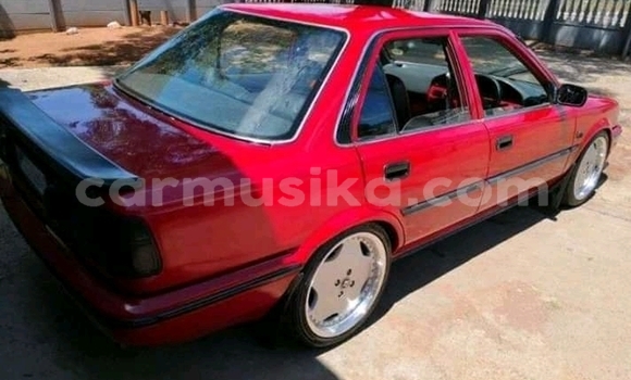 Acheter Occasion Voiture Toyota Corolla Rouge à Beitbridge, Matabeleland South Acheter Occasion Voiture Toyota Corolla Rouge à Beitbridge, Matabeleland South