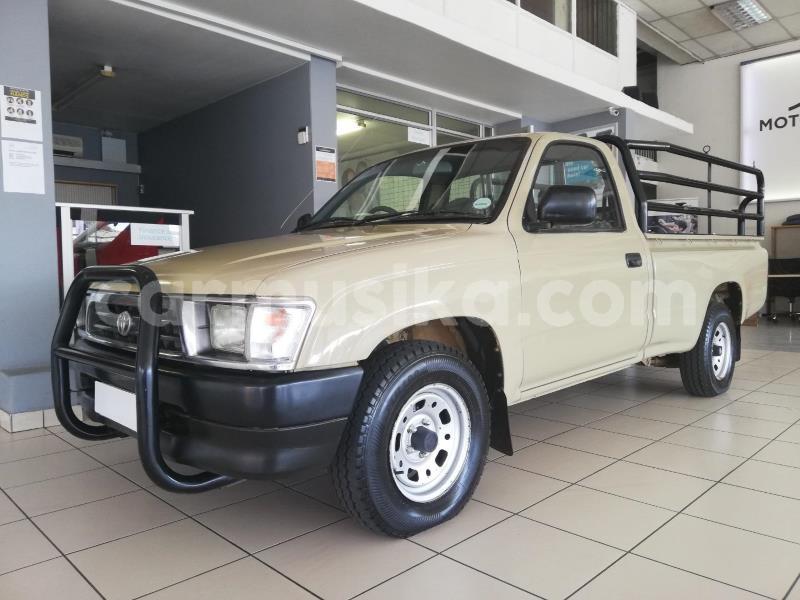 Big with watermark toyota hilux matabeleland south beitbridge 14923