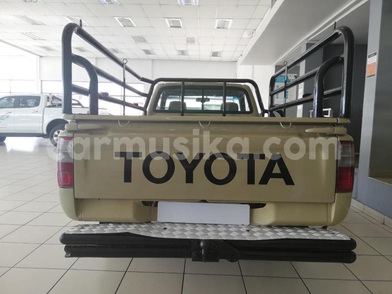 Big with watermark toyota hilux matabeleland south beitbridge 14923