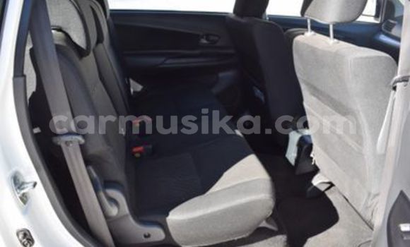 Buy Used Toyota Avanza White Car in Beitbridge in Matabeleland South Buy Used Toyota Avanza White Car in Beitbridge in Matabeleland South