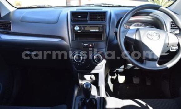 Buy Used Toyota Avanza White Car in Beitbridge in Matabeleland South Buy Used Toyota Avanza White Car in Beitbridge in Matabeleland South