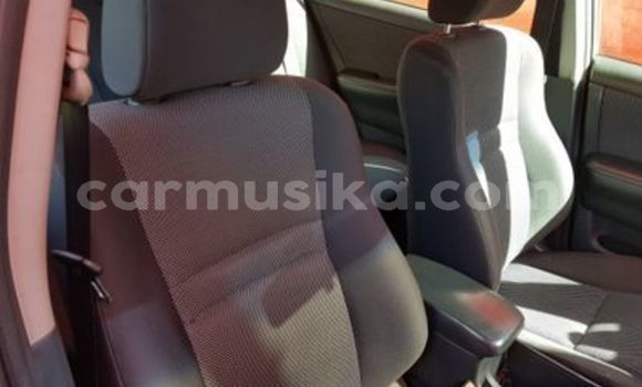 Acheter Occasion Voiture Toyota Runx Blanc à Beitbridge, Matabeleland South Acheter Occasion Voiture Toyota Runx Blanc à Beitbridge, Matabeleland South