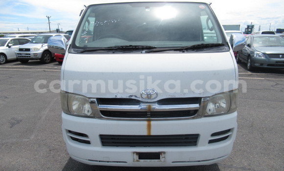 Nunua Ilio tumika Toyota Hiace Nyeupe Gari ndani ya Beitbridge nchini Matabeleland Kusini