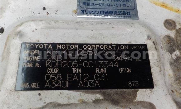 Tenga Tsaru Toyota Hiace Chena Mota in Beitbridge in Matabeleland South Tenga Tsaru Toyota Hiace Chena Mota in Beitbridge in Matabeleland South