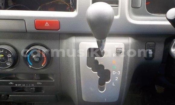 Tenga Tsaru Toyota Hiace Chena Mota in Beitbridge in Matabeleland South Tenga Tsaru Toyota Hiace Chena Mota in Beitbridge in Matabeleland South