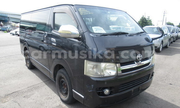 Nunua Imported Toyota Hiace Nyeusi Gari ndani ya Beitbridge nchini Matabeleland Kusini