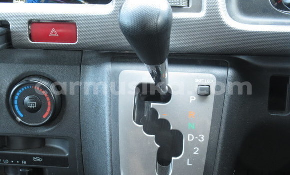 Tenga Imported Toyota Hiace Nhema Mota in Beitbridge in Matabeleland South Tenga Imported Toyota Hiace Nhema Mota in Beitbridge in Matabeleland South