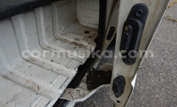 Tenga Imported Toyota Hiace Chena Mota in Beitbridge in Matabeleland South Tenga Imported Toyota Hiace Chena Mota in Beitbridge in Matabeleland South