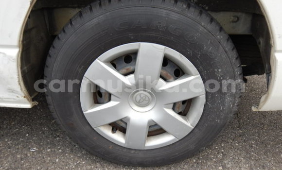 Tenga Imported Toyota Hiace Chena Mota in Beitbridge in Matabeleland South Tenga Imported Toyota Hiace Chena Mota in Beitbridge in Matabeleland South