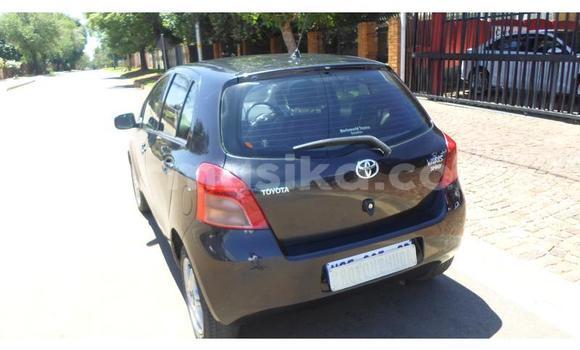 Tenga Tsaru Toyota Vitz Nhema Mota in Beitbridge in Matabeleland South Tenga Tsaru Toyota Vitz Nhema Mota in Beitbridge in Matabeleland South