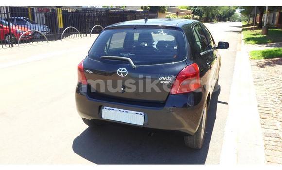 Tenga Tsaru Toyota Vitz Nhema Mota in Beitbridge in Matabeleland South Tenga Tsaru Toyota Vitz Nhema Mota in Beitbridge in Matabeleland South
