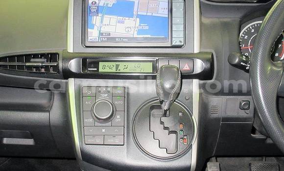 Tenga Tsaru Toyota Wish Chena Mota in Beitbridge in Matabeleland South Tenga Tsaru Toyota Wish Chena Mota in Beitbridge in Matabeleland South