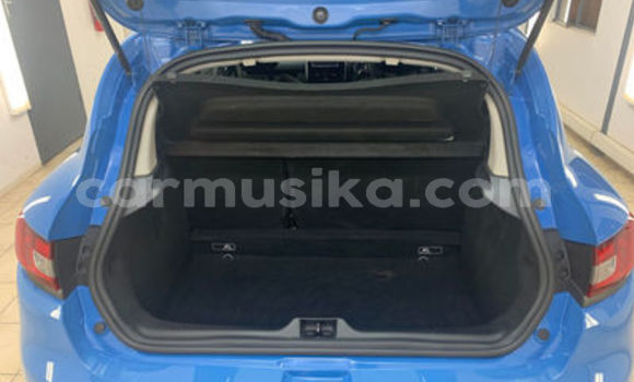 Buy Used Renault Clio Blue Car in Beitbridge in Matabeleland South Buy Used Renault Clio Blue Car in Beitbridge in Matabeleland South