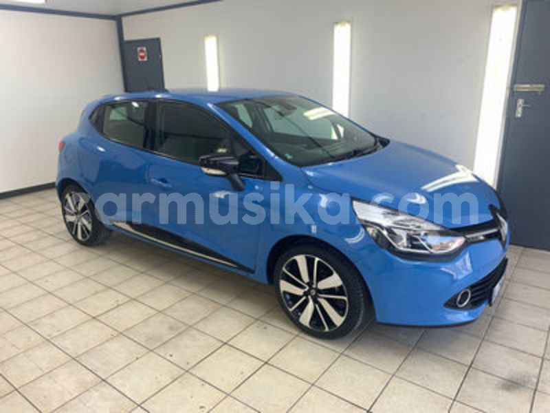 Big with watermark renault clio matabeleland south beitbridge 14955