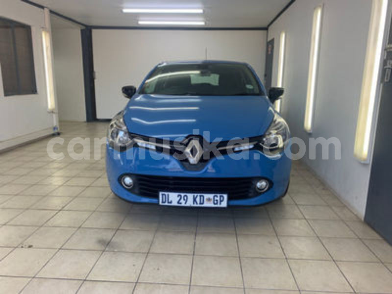 Big with watermark renault clio matabeleland south beitbridge 14955