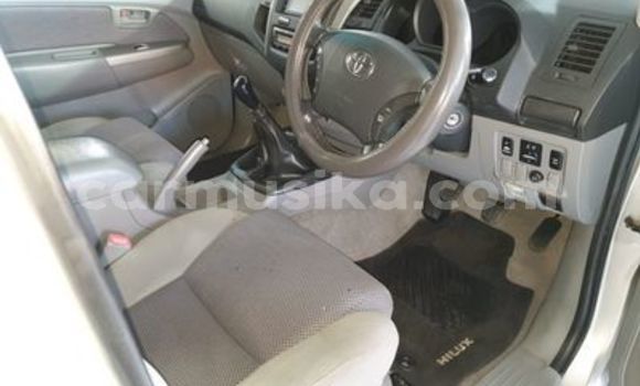 Acheter Occasion Voiture Toyota Hilux Autre à Beitbridge, Matabeleland South Acheter Occasion Voiture Toyota Hilux Autre à Beitbridge, Matabeleland South