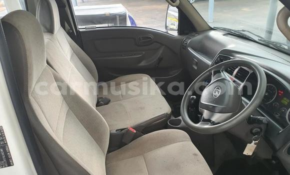 Tenga Tsaru Hyundai Cargo Chena Mota in Beitbridge in Matabeleland South Tenga Tsaru Hyundai Cargo Chena Mota in Beitbridge in Matabeleland South