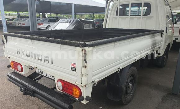 Tenga Tsaru Hyundai Cargo Chena Mota in Beitbridge in Matabeleland South Tenga Tsaru Hyundai Cargo Chena Mota in Beitbridge in Matabeleland South