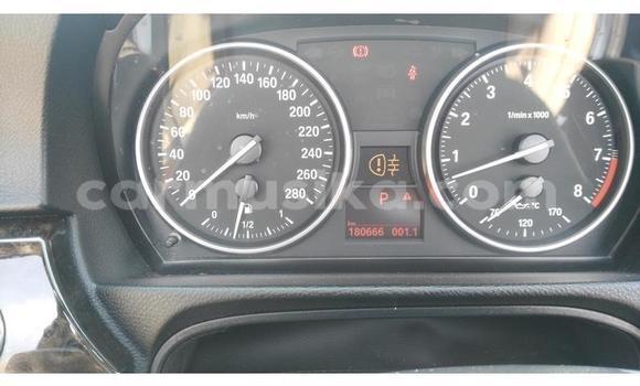 Tenga Tsaru BMW 3–Series Zvimwe Mota in Beitbridge in Matabeleland South Tenga Tsaru BMW 3–Series Zvimwe Mota in Beitbridge in Matabeleland South