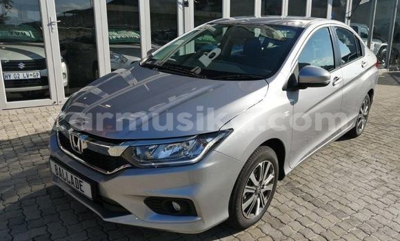 Buy New Honda Ballade Silver Car in Alexandra Park in Harare Buy New Honda Ballade Silver Car in Alexandra Park in Harare