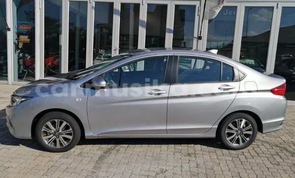 Buy New Honda Ballade Silver Car in Alexandra Park in Harare Buy New Honda Ballade Silver Car in Alexandra Park in Harare